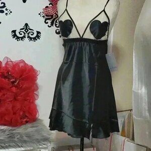 Silky feel nightie